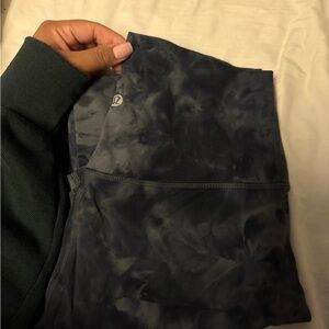 Lululemon Black Tie-Dye Align Leggings NWOT Size 6 NO LONGER SOLD BY LULU